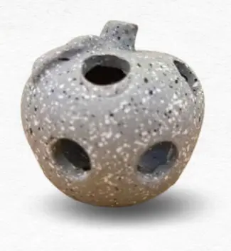 KW Zone Apple Aquarium Decoration / زينة حوض السمك على شكل تفاحة كي دبليو زون 